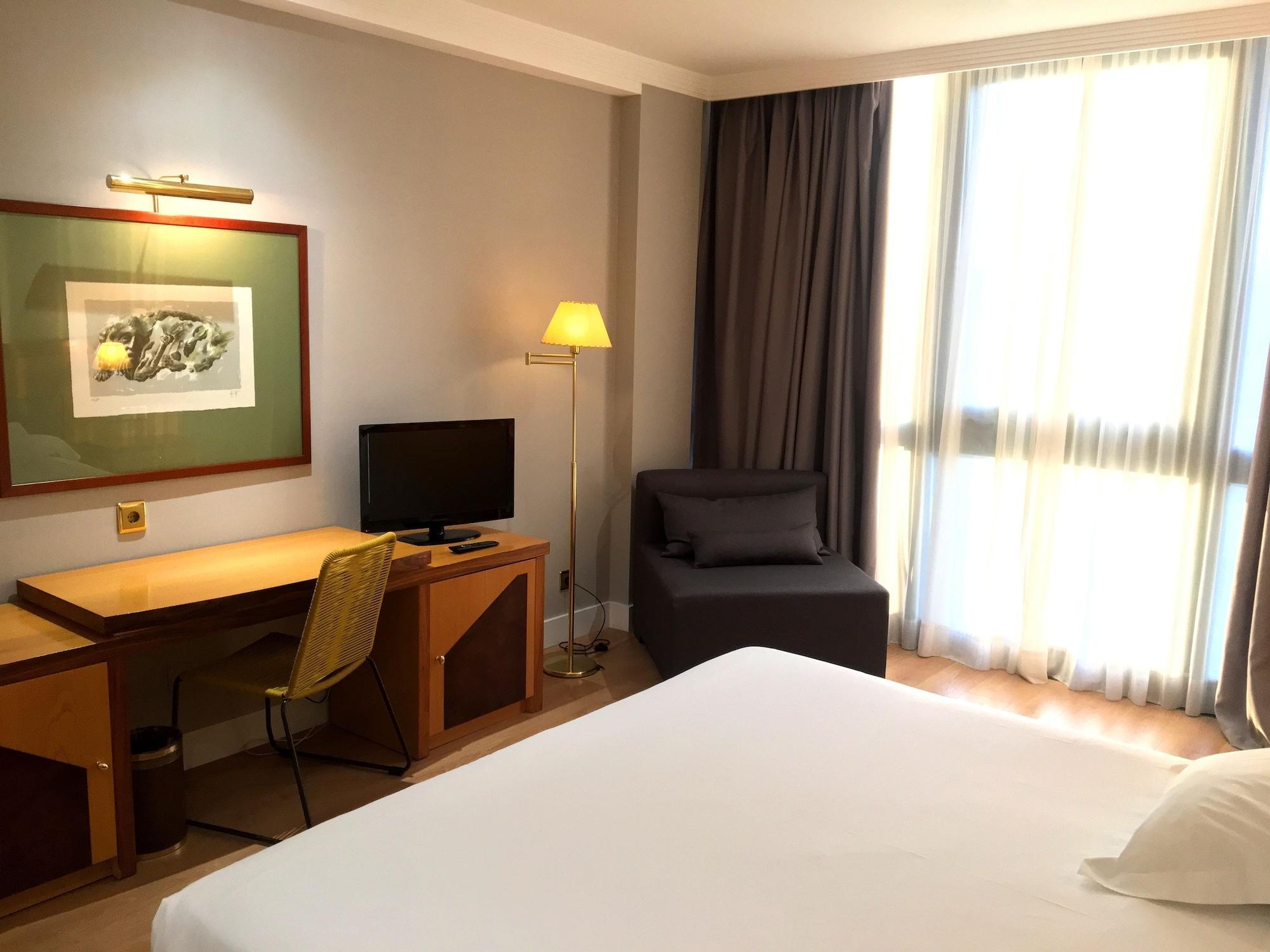 Oca Puerta Del Camino Hotel سانتياغو دي كومبوستيلا المظهر الخارجي الصورة